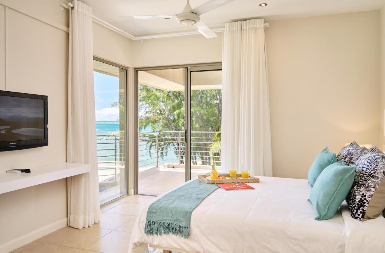 Bon Azur Beachfront Suites & Penthouses With Lov Тру-о-Биш Экстерьер фото